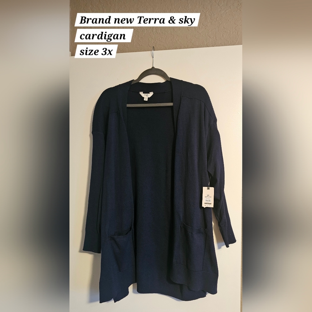 Women's dark blue cardigan